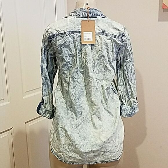 Denim long sleeves jean Shirt size small - Picture 4 of 6